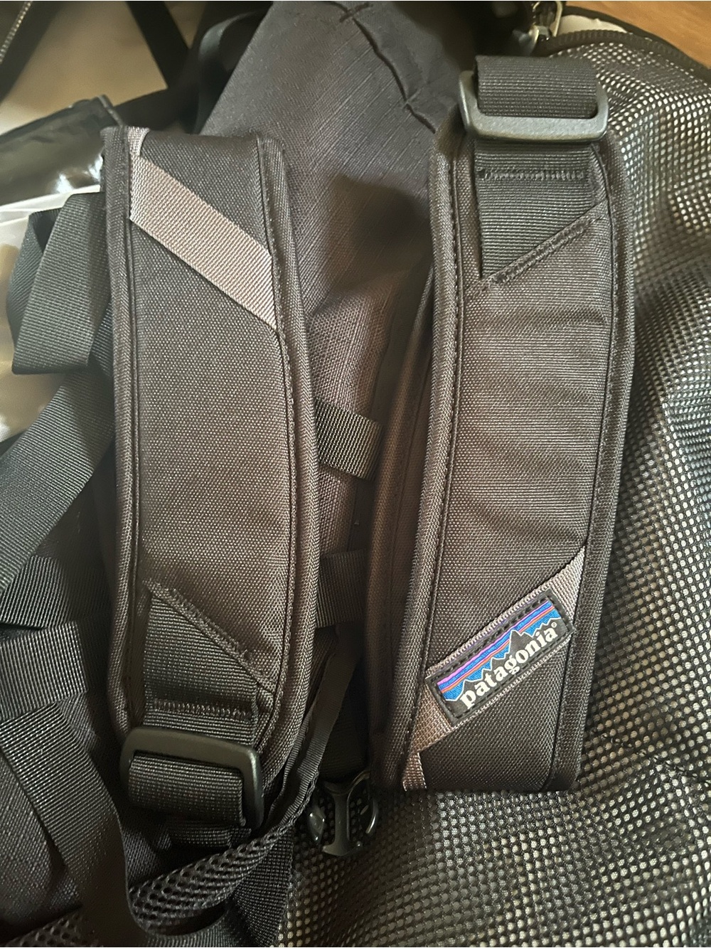 Patagonia Black Hole Duffel 120L - Black - Picture 8 of 16